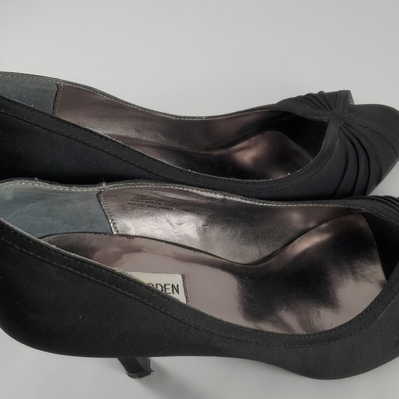 Steve Madden Peep Toe Pumps - Picture 3 of 8
